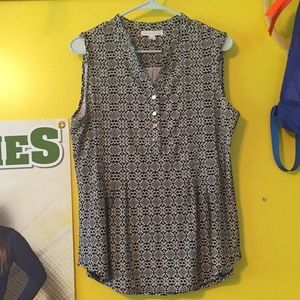 Women’s sleeveless blouse